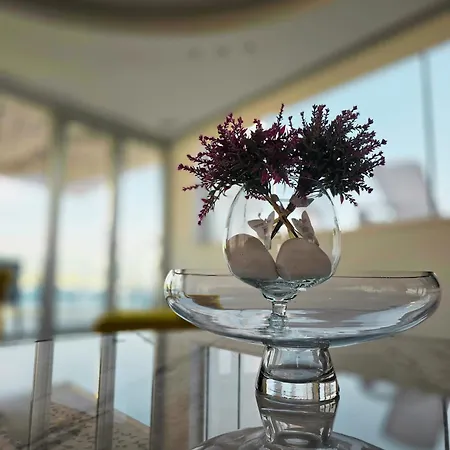 Mykonos * بافوس